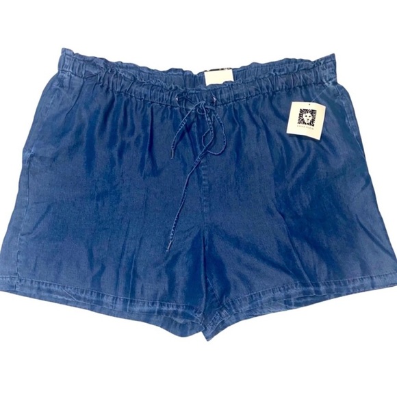 NWT Anne Klein Drawstring Chambray Shorts Size Medium - Picture 1 of 15